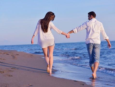 夫妻宫无主星的女命