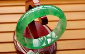 死玉和活玉的区别(死玉能养活吗)