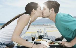 烂桃花会挤走正缘吗（烂桃花会变成正