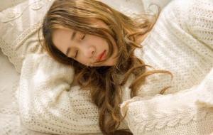 男人犯烂桃花是什么意思