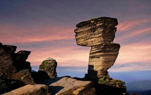 梵净山是哪个菩萨的道场