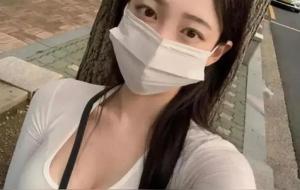 摩羯座:一半孩童,一半屠龙。