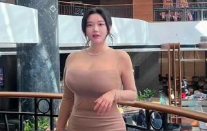 女生盘里日火落座吸引异性的原理