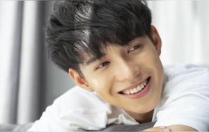 坐下印，偏好对方迁就照顾自己