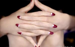 如何从指甲的形状看性格命运